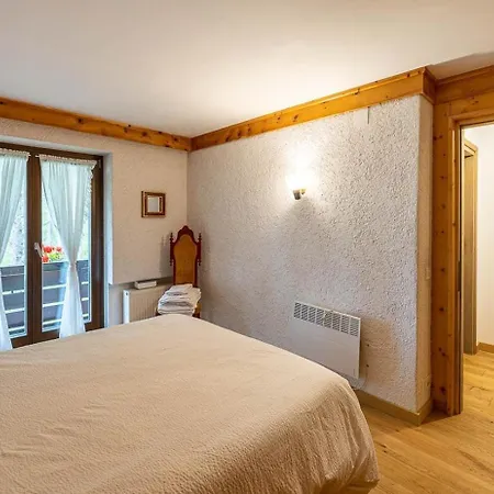 شقة Chalet Close To Ski Lift Cortina D'Ampezzo *