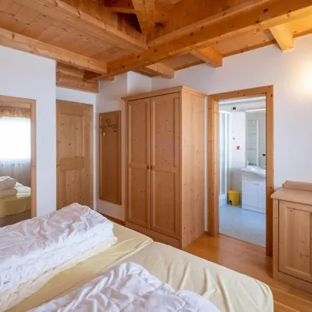 아파트 Chalet Close To Ski Lift Cortina D'Ampezzo